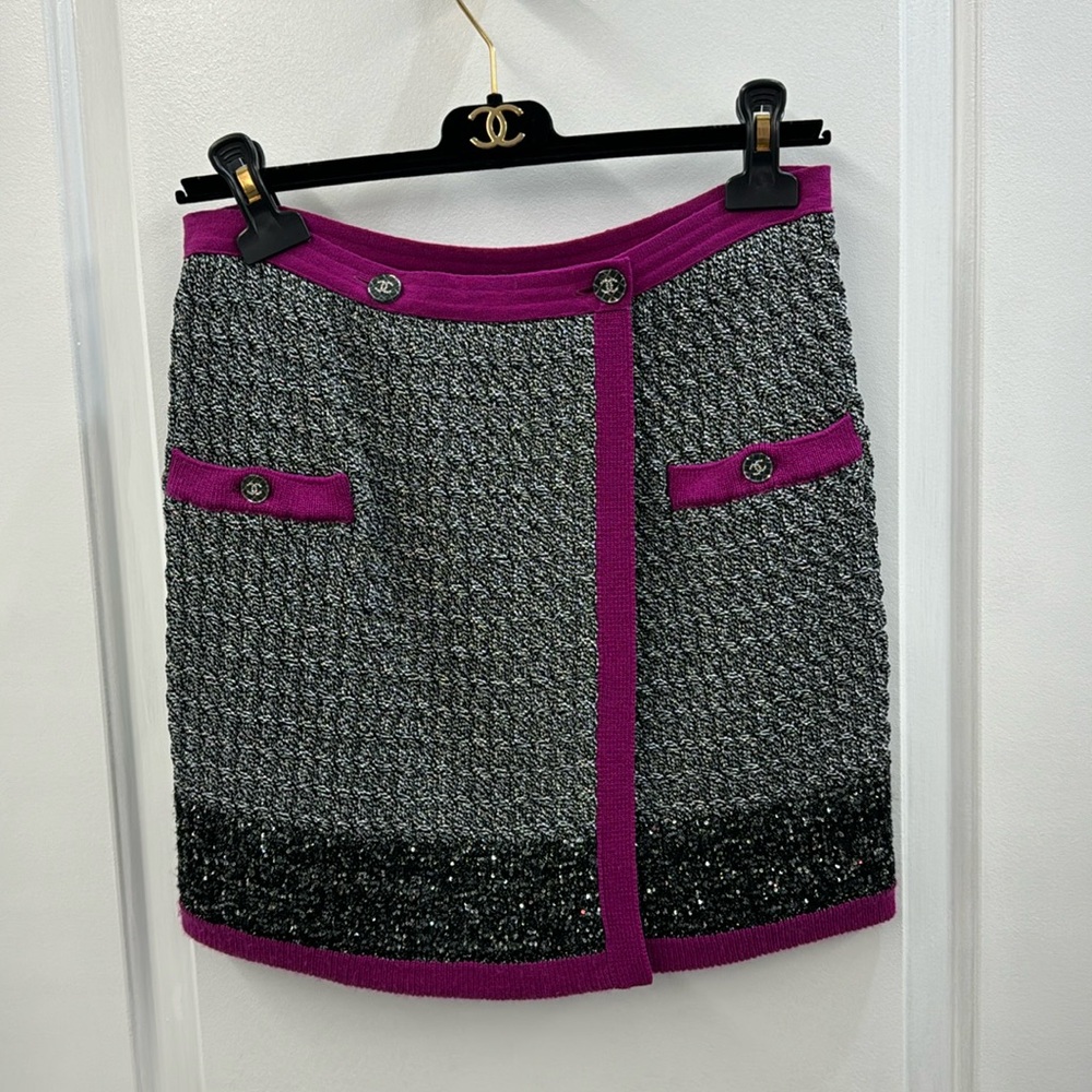 Chanel 2021 pailette mini skirt